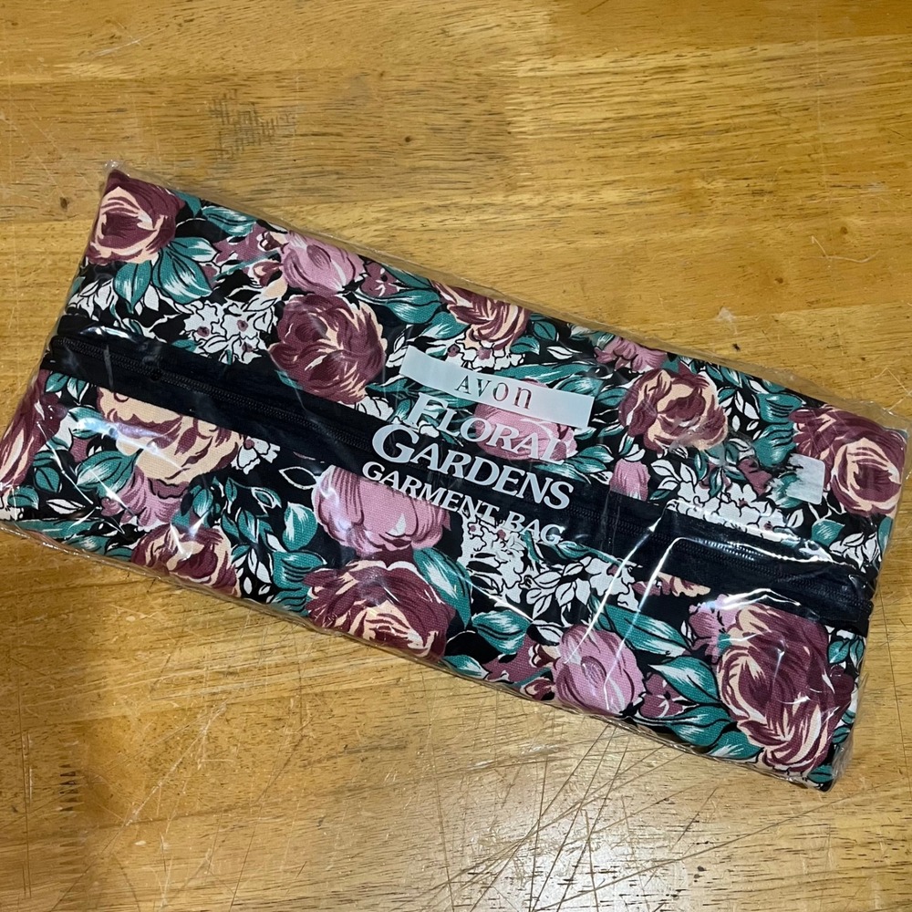 Avon Floral Gardens Garment Bag Vintage Rose‎ Print Cotton Canvas NIP Black Pink